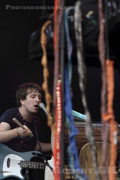 FRANCOIS AND THE ATLAS MOUNTAIN - 2012-07-19 - PARIS - Parvis de l'Hotel de Ville - 